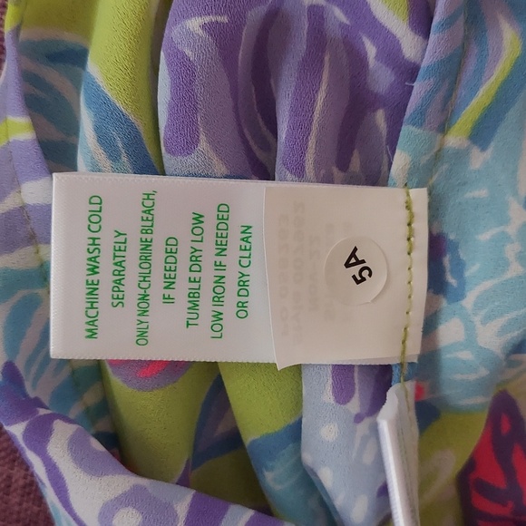 SUMMER SALE Nwot Lilly Pulitzer off shoulder top - Picture 7 of 7